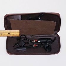 Conjunto de tesouras de corte de cabelo coleção corte de seda - ponto e desbaste + clipes + estojo, usado comprar usado  Enviando para Brazil