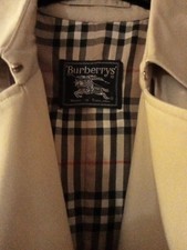 Trench burberry femme d'occasion  Fayence
