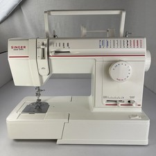 Máquina de costura Singer 93220 modelo estado sólido com pedal testado funcionando muito bem comprar usado Máquina de costura Singer 93220 modelo estado sólido com pedal testado funcionando muito bem comprar usado  Enviando para Brazil