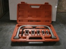 Outils démontage soupapes d'occasion Outils démontage soupapes d'occasion  Brigueuil