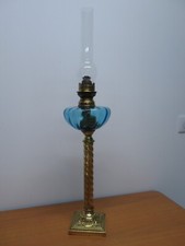 Ancienne lampe pétrole d'occasion  Meximieux