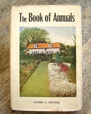 The book annuals d'occasion  Expédié en Belgium
