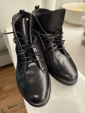 Brand new laced for sale  Fairview