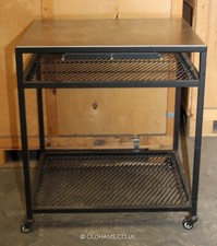 Ooni pizza table for sale  STRATFORD-UPON-AVON