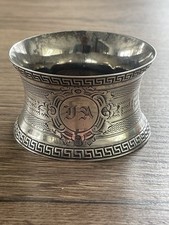 Ancien rond serviette d'occasion  Gouvieux