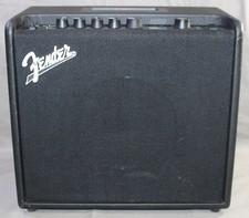 Amplificador combo de guitarra Fender ~ Mustang LT 25 ~ 25 watts 1 x 8 polegadas, usado comprar usado  Enviando para Brazil