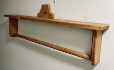 Prateleira de coração de madeira com 3 corações e barra de colcha/toalha comprar usado Prateleira de coração de madeira com 3 corações e barra de colcha/toalha comprar usado  Enviando para Brazil