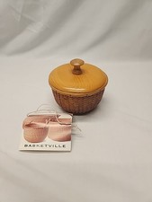 Basketville small round for sale  New Haven