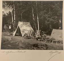 Fotografia de 1939 "A Sylvan Retreat" homem cortando madeira no acampamento por Leighton comprar usado  Enviando para Brazil