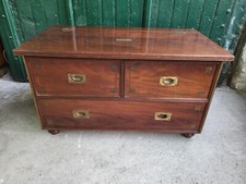 Malle coffre commode d'occasion  Fabrègues