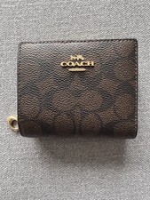Nwot coach snap for sale  Lisle