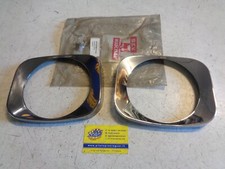 Coppia cornici fanali usato Coppia cornici fanali usato  Italia