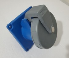 Hubbell HBL4100R9W Pin y funda IEC Receptáculo - 100 A 250V Azul segunda mano  Embacar hacia Mexico