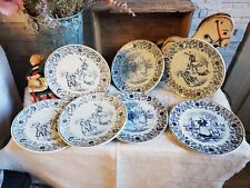 Lot assiettes décorative d'occasion  Villeneuve-la-Guyard