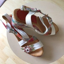 Damen keilsandalette 39 gebraucht kaufen  Marzling