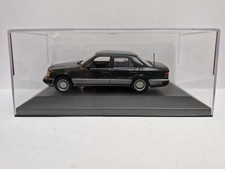 Vintage Minichamps Mercedes 300E-24 Limuzyna 1/43 MIB w szafce zastępczej na sprzedaż  PL