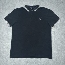 Fred perry short d'occasion  Expédié en Belgium