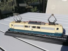 Roco locomotive elec. d'occasion Roco locomotive elec. d'occasion  Sainte-Lucie-De-Porto Vecchio