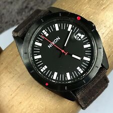 Relógio de quartzo masculino Nixon The Rover Wanderlust mostrador preto data pulseira de lona 42 mm 8" comprar usado  Enviando para Brazil