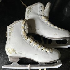 Girls sfr gold for sale  ROMFORD