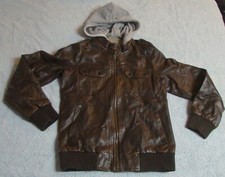 Blouson simili cuir d'occasion  Le Luc