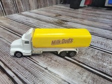 Caminhão semi-tanque Hot Wheels “Milk Duds” escala 1/64 1996 106 comprar usado  Enviando para Brazil