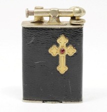 Isqueiro de braço de elevação vintage 1930 Clark folheado a ouro couro preto e cruz dourada comprar usado  Enviando para Brazil