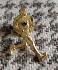 Pin vintage coureur d'occasion  Saint-Gilles