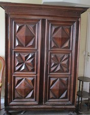 Armoire style louis d'occasion  Garches