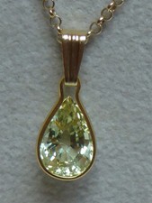 Beau pendentif chaîne d'occasion  Paris XI