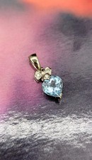 Pendentif blanc serti d'occasion  Versailles