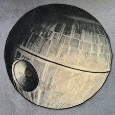 Tapete de área Robe Factory 52” Star Wars Death Star comprar usado  Enviando para Brazil
