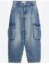 Bershka tapered cargo d'occasion  Expédié en Belgium