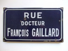 Ancienne plaque emaillee d'occasion  Moûtiers