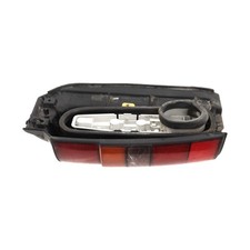 Feu arrière droit d'occasion Feu arrière droit d'occasion  Livron-sur-Drôme