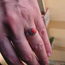 Anello corallo incisione usato  Torre del Greco