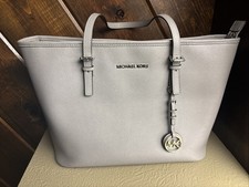 Bolsa tote Michael Kors grande cinza zíper grande 15 X 10 X 5 cinza claro comprar usado  Enviando para Brazil