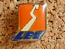 Pin pins badge d'occasion  Arnage