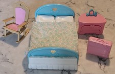 Lote de móveis de quarto Fisher Price Loving Family casa de bonecas pais cama balancim, usado comprar usado  Enviando para Brazil