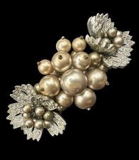 Broche Early Miriam Haskell pérola falsa aglomerado com fio e strass prata frisada comprar usado  Enviando para Brazil