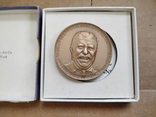 Medalha de Bronze Theodore Roosevelt Hall of Fame for Great Americans, 1969 por MACA comprar usado Medalha de Bronze Theodore Roosevelt Hall of Fame for Great Americans, 1969 por MACA comprar usado  Enviando para Brazil