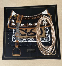 Authentique carré hermès d'occasion  Paris I