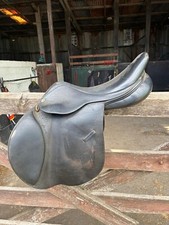 17.5 medium jump for sale  WETHERBY