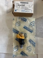 96253584 iniettore benzina usato  Latina