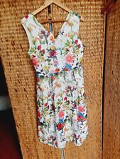 Robe yumi fleurie d'occasion  Sellières