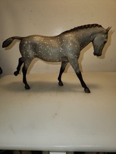 Breyer 104 cantering usato Breyer 104 cantering usato  Spedire a Italy