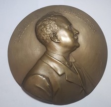 Plaque medaillon fonte d'occasion  Naintré