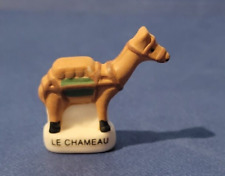 Fève chameau .... d'occasion  Nogent