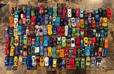 Huge lot diecast for sale  Lakeland