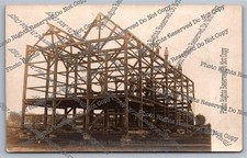 Cartão postal foto real antigo RPPC construção tripulação moldura celeiro grande edifício comprar usado Cartão postal foto real antigo RPPC construção tripulação moldura celeiro grande edifício comprar usado  Enviando para Brazil